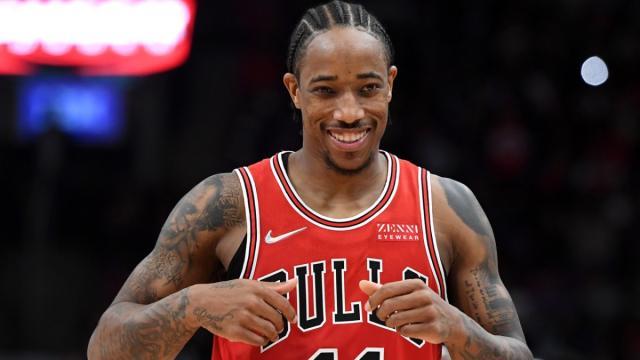 1640078118943021591.jpg DeMar20DeRozan20Happy20USAT.jpg